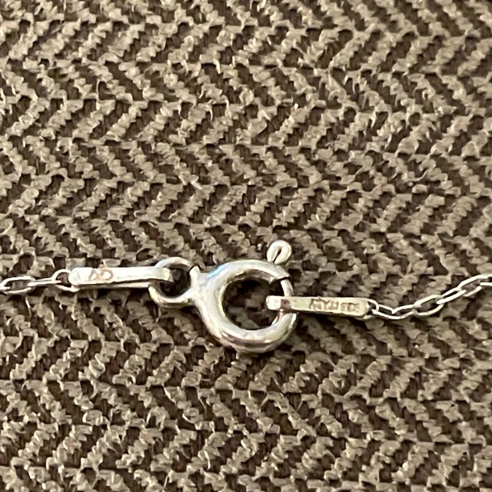 Sterling Silver New York Border Outline Necklace - Picture 7 of 7
